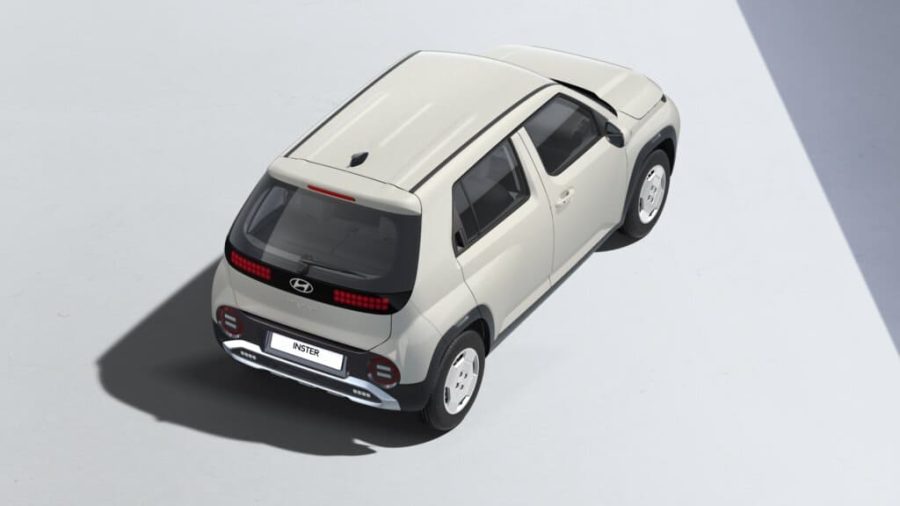 Renting Particulares Hyundai Inster 42 KWh Maxx Unbleached Ivory