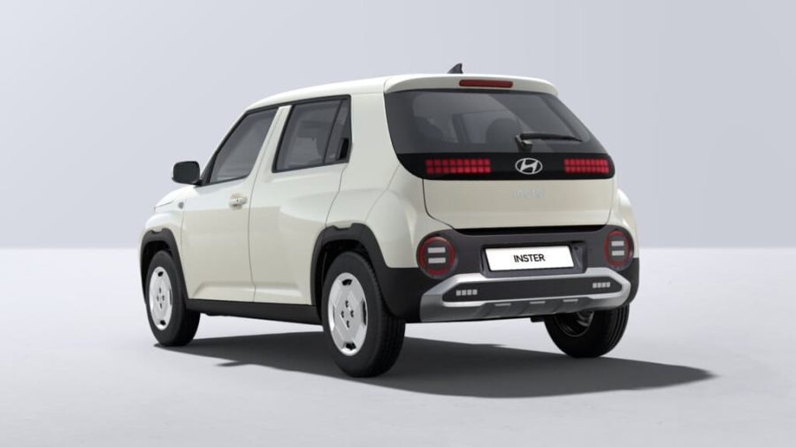 Renting Particulares Hyundai Inster 42 KWh Maxx Unbleached Ivory