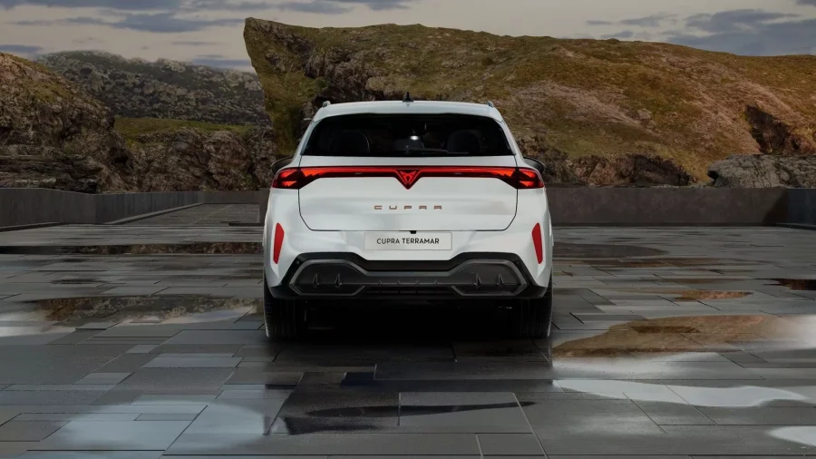 Renting Particulares Cupra Terramar 1.5 eTSI 110kW DSG Blanco Glacial (Metalizado)