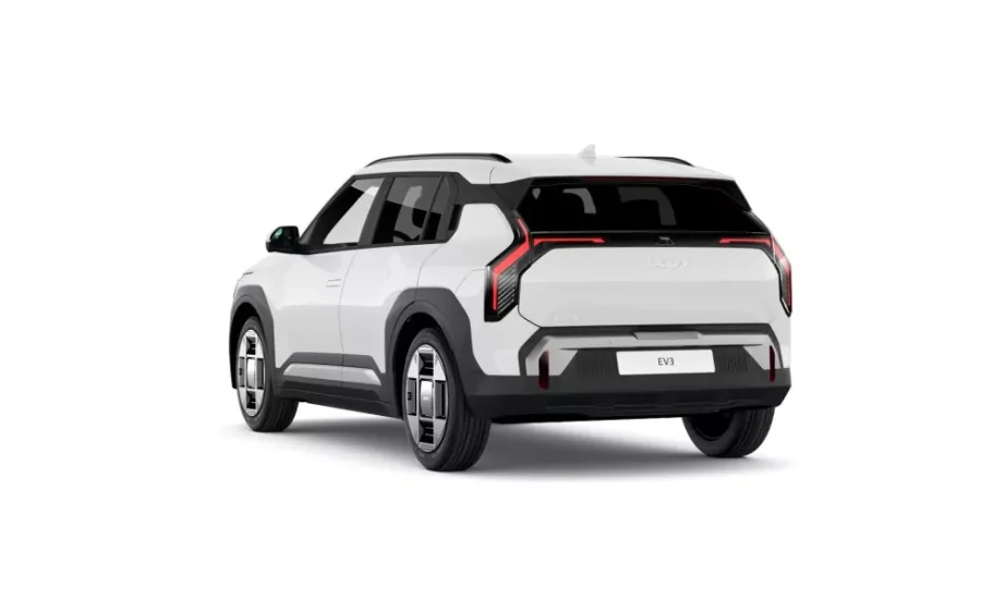 Renting Particulares Kia EV3 Earth (Standard Range) Clear White, Snow White Pearl