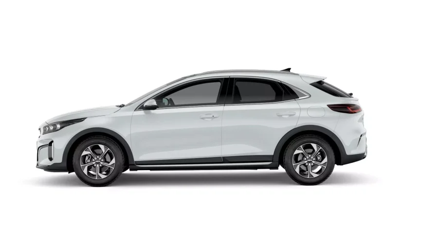 Renting Particulares Kia XCeed 1.0 T-GDi MHEV Drive Cassa White, Black Pearl , Deluxe White, Lunar Silver, Blue Fame, Dark Penta Metal