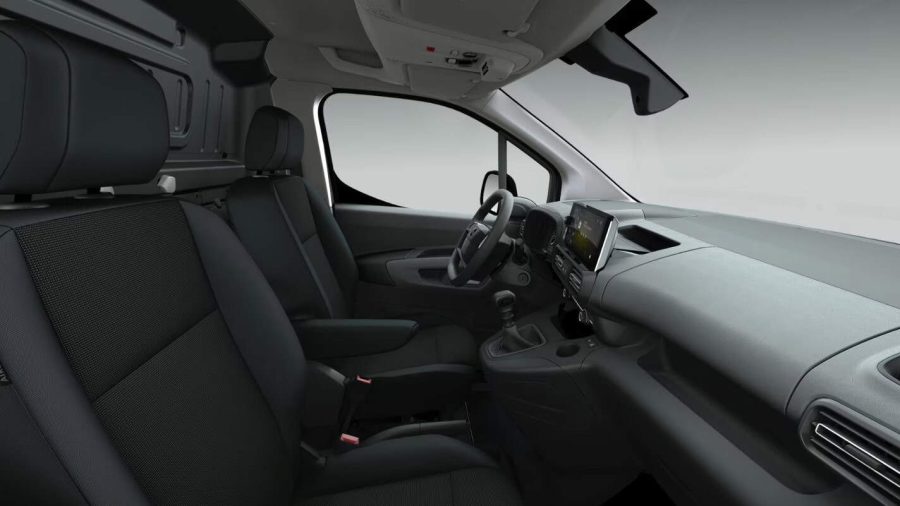 Renting Particulares Opel Combo Cargo L 650kg 1.5 100HP S&S MT E6 Kaolin White