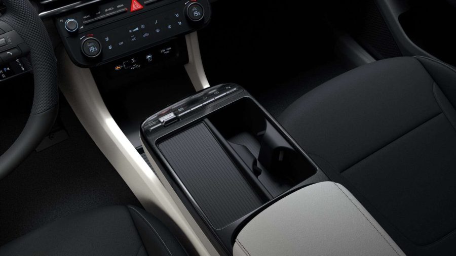 Renting Particulares Hyundai Tucson 1.6T HEV AT Klass Atlas White