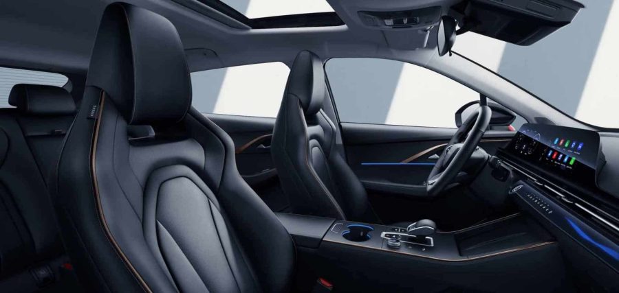 Renting Particulares Omoda 5 1.6 TGDi Premium Blanco + Negro, Negro