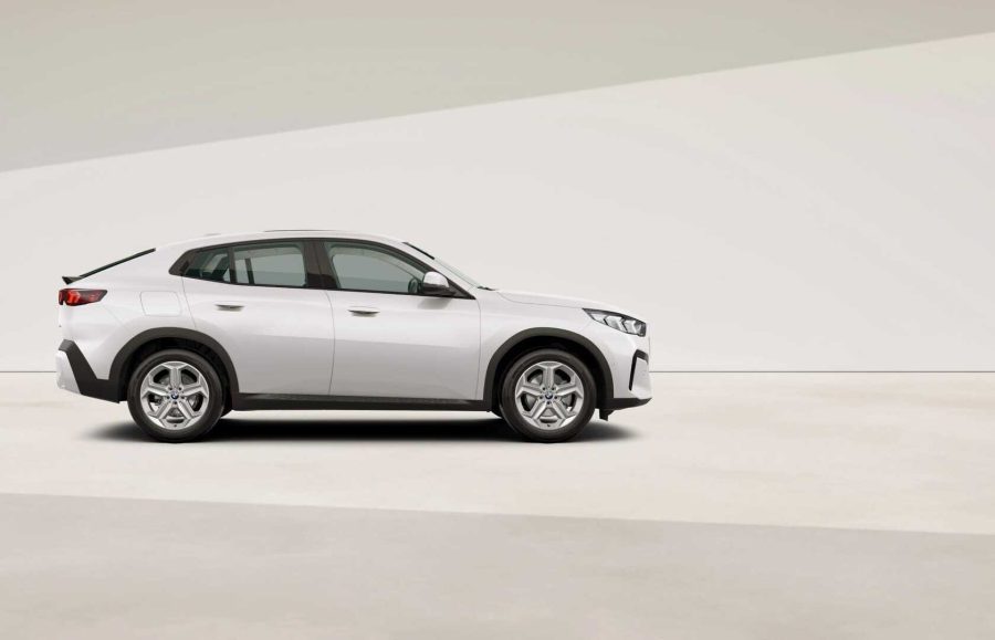 Renting Particulares BMW X2 sDrive18d Premium Package Mineral White metalizado