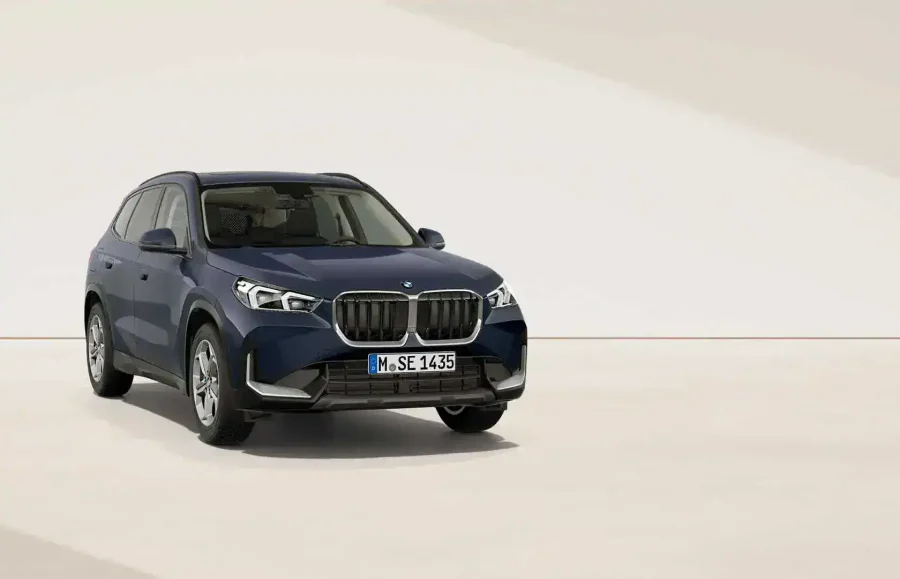 Renting Particulares BMW X1 sDrive 20d Night Dusk Blue, Mineral White