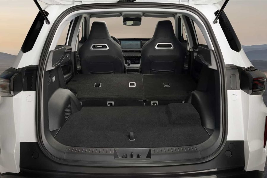 Renting Particulares Ebro S400 1.5 DHE HEV Excellence CVT Blanco Khaki, Gris Phantom