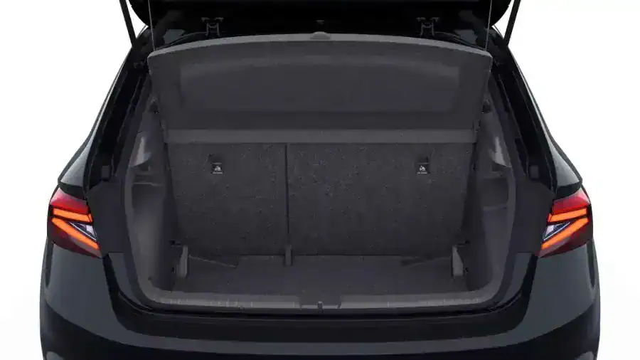 Renting Particulares Skoda Fabia 1.5 TSI DSG Plus Negro Magico Efecto Perla, Blanco Candy