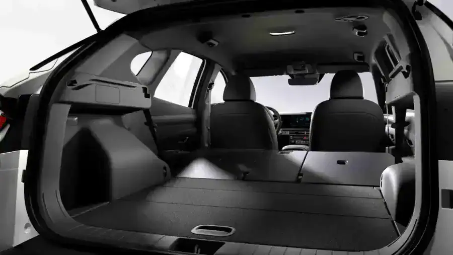 Renting Particulares Hyundai Tucson 1.6D 48V DT Black Line Atlas White
