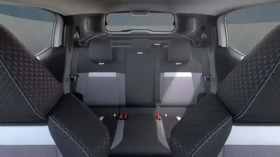 Renting Particulares Opel Frontera 1.2T XHT Hybrid eDCT6 107kW Ultimate Kristall Silver, Arktis White