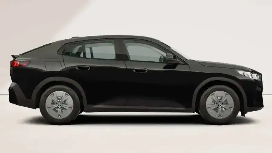 Renting Particulares BMW iX2 eDrive20 Black Solid