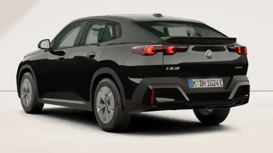 Renting Particulares BMW iX2 eDrive20 Black Solid
