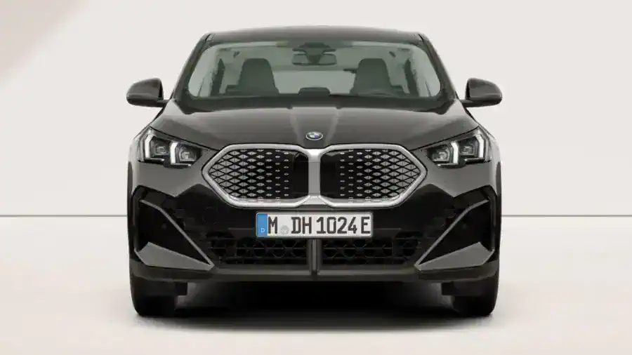 Renting Particulares BMW iX2 eDrive20 Black Solid