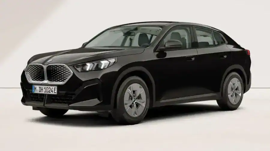 Renting Particulares BMW iX2 eDrive20 Black Solid