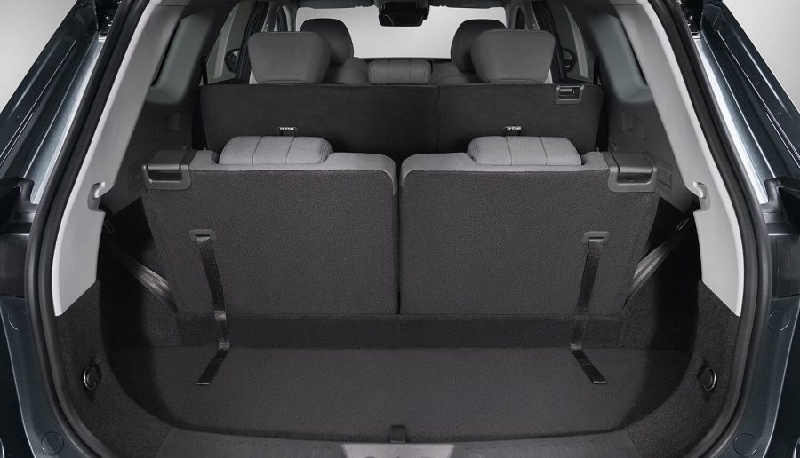 Renting Particulares Ebro S800 1.5 TGDI PHEV Luxury E-CVT Blanco Khaki, Gris Bambu