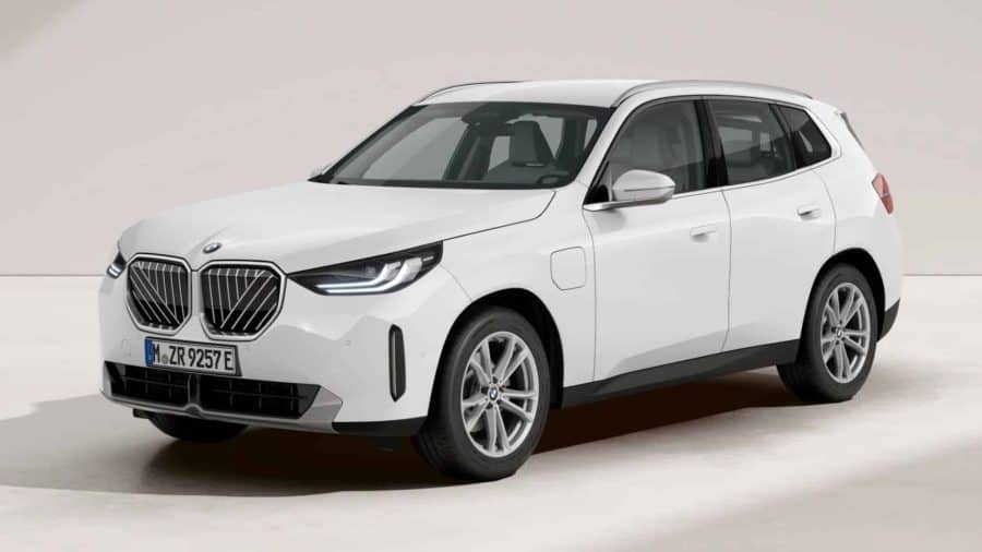Renting Particulares BMW X3 30e xDrive Alpine White
