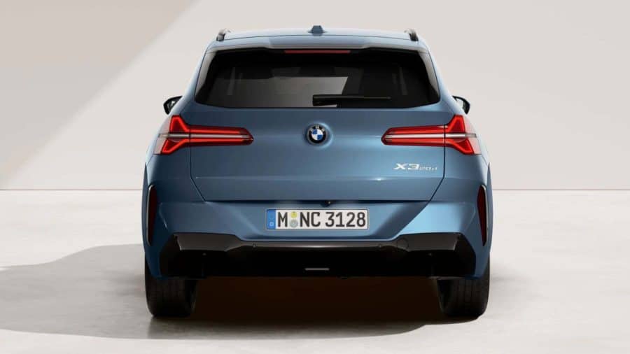 Renting Particulares BMW X3 20d xDrive M Sport Arctic Race Blue, Black Sapphire